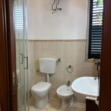 Appartamento Alessandra Guesting House - *